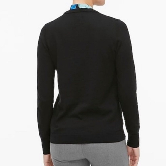 J. Crew Black & Blue Floral Scarf Pullover Sweater Women's | Size XS - Picture 3 of 10